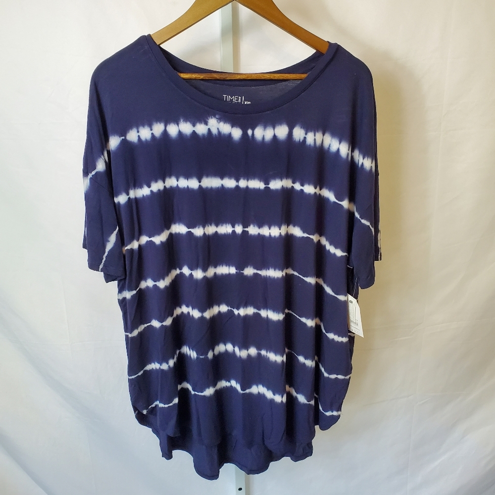 Nwt Time and tru top